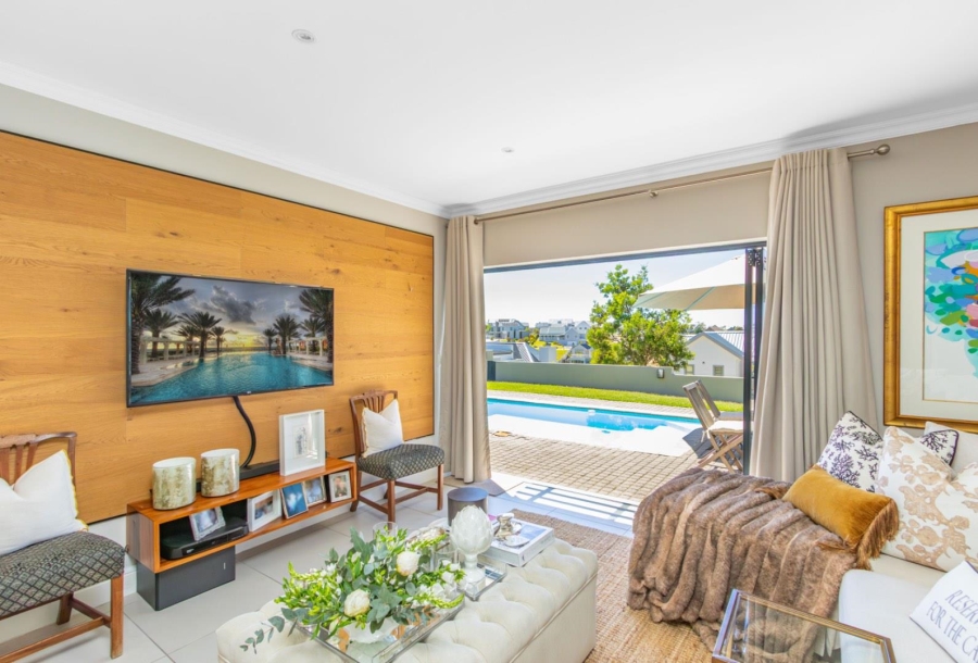 5 Bedroom Property for Sale in Kingswood Golf Estate Western Cape